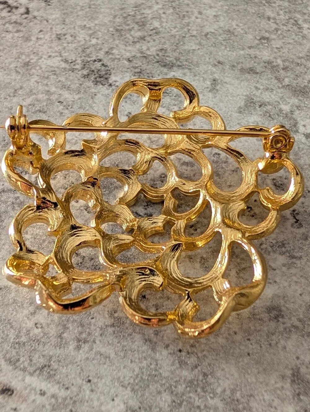 Gold Tone Textured Floral Openwork Or Scroll Design Brooch